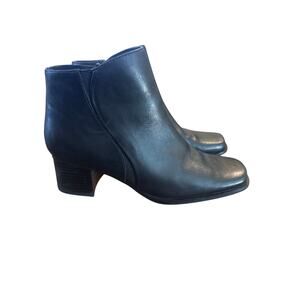 Women’s Covington Genuine Leather Square Toe Ankle Boots Size 7.5